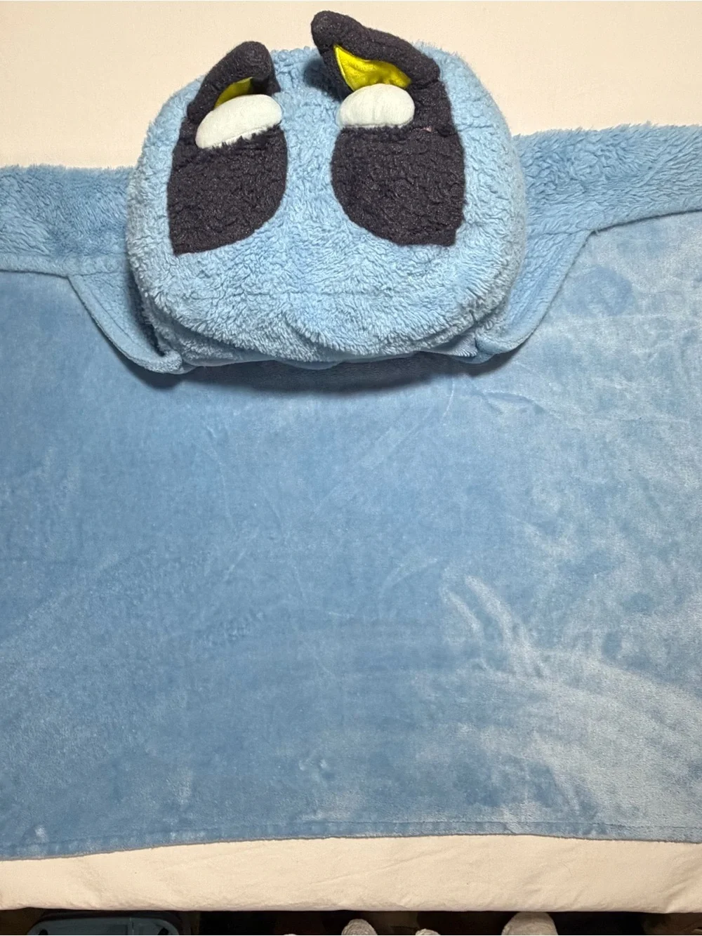 Bluey Plush Hooded Blanket with Cartoon Ears